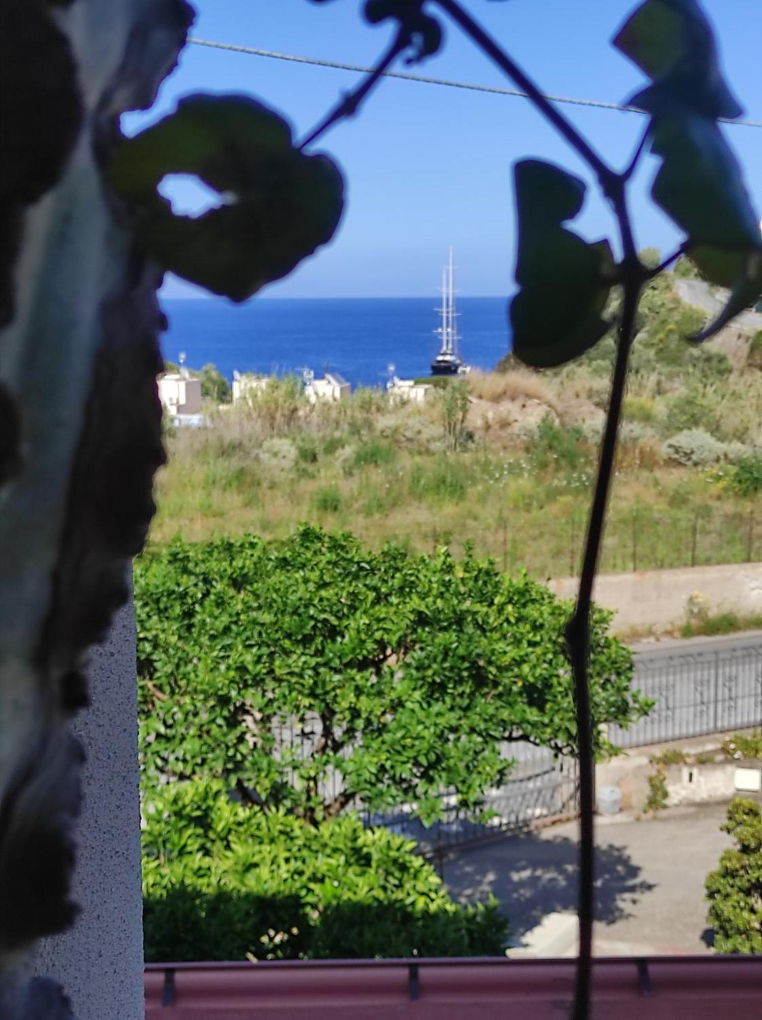 Holiday Home Mennulita Lipari  Cameră foto